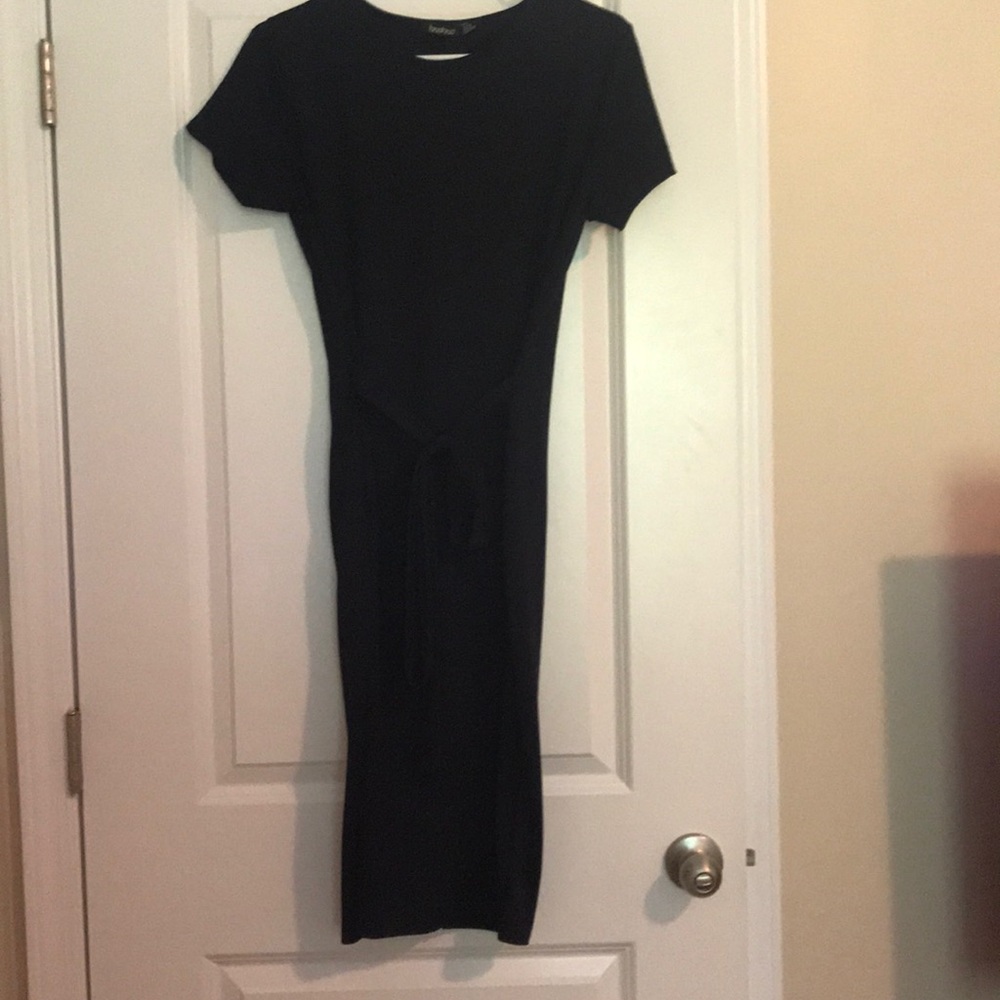 Form fitting work dress